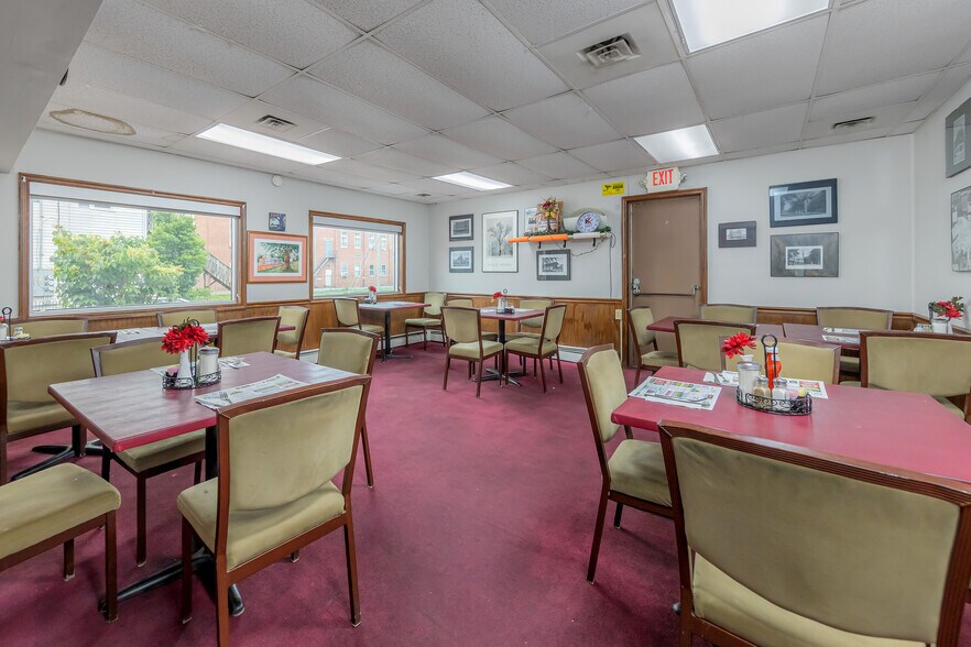 More Photos Of 113 W Broadway, Salem Restaurant For Sale