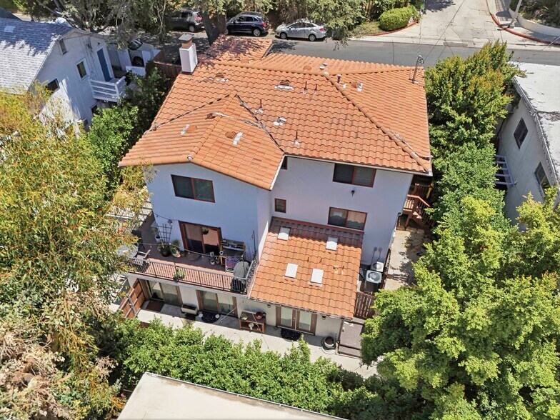 More Photos Of 2127 Vine St, Los Angeles Apartments For Sale