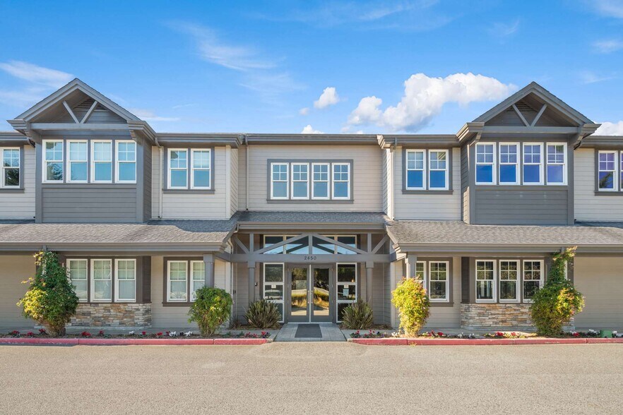 More Photos Of 2450 Cabrillo Hwy S, Half Moon Bay Office For Sale