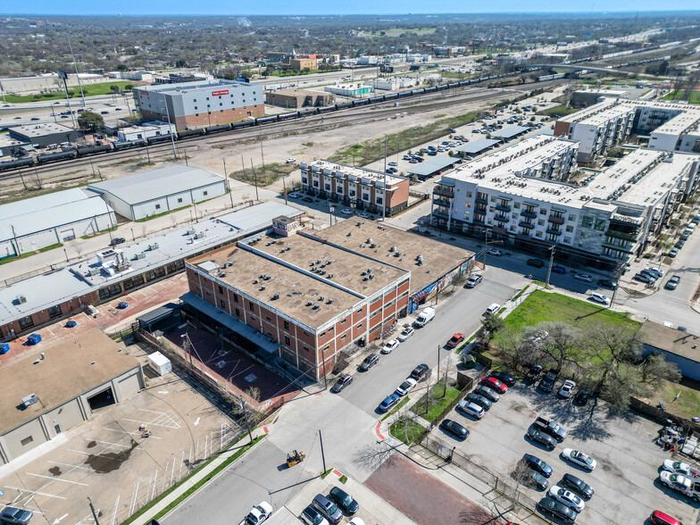 Primary Photo Of 201 S Calhoun St, Fort Worth Office For Lease