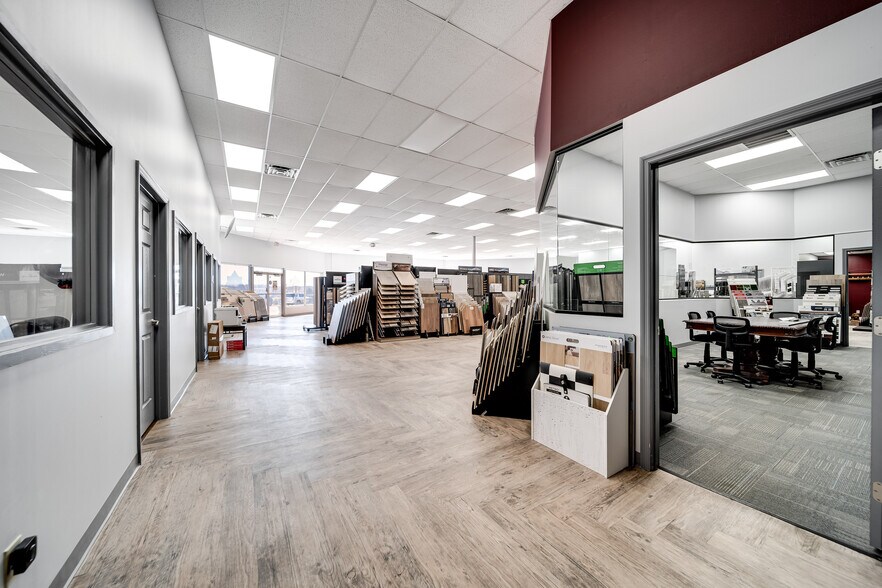 More Photos Of 2204 NW Broad St, Murfreesboro Freestanding For Sale