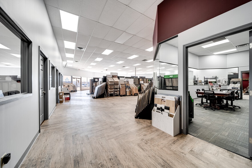 More Photos Of 2204 NW Broad St, Murfreesboro Freestanding For Sale