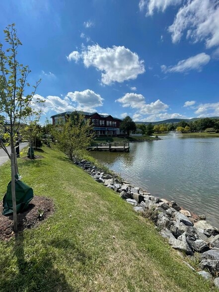 More Photos Of 2405 Whittier Dr, Frederick Medical For Lease