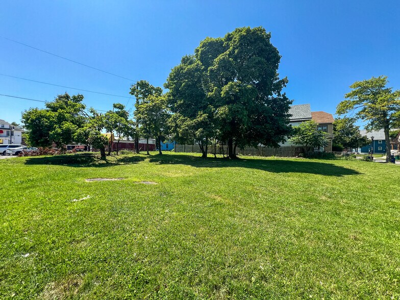 More Photos Of 356 Ferry St, Buffalo Storefront Retail Residential For Sale