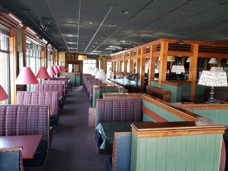 More Photos Of 21 Westage Dr, Fishkill Restaurant For Lease