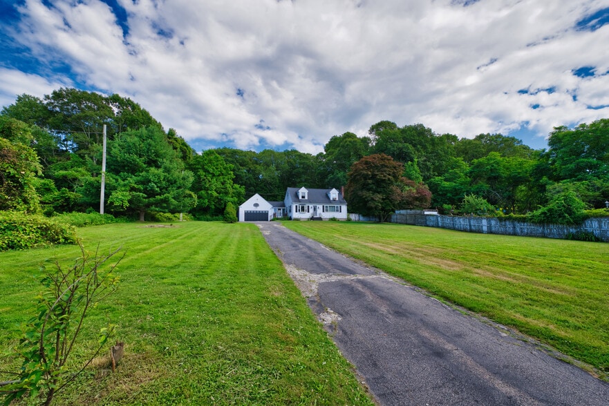 More Photos Of 896 Main Rd, Tiverton Land For Sale