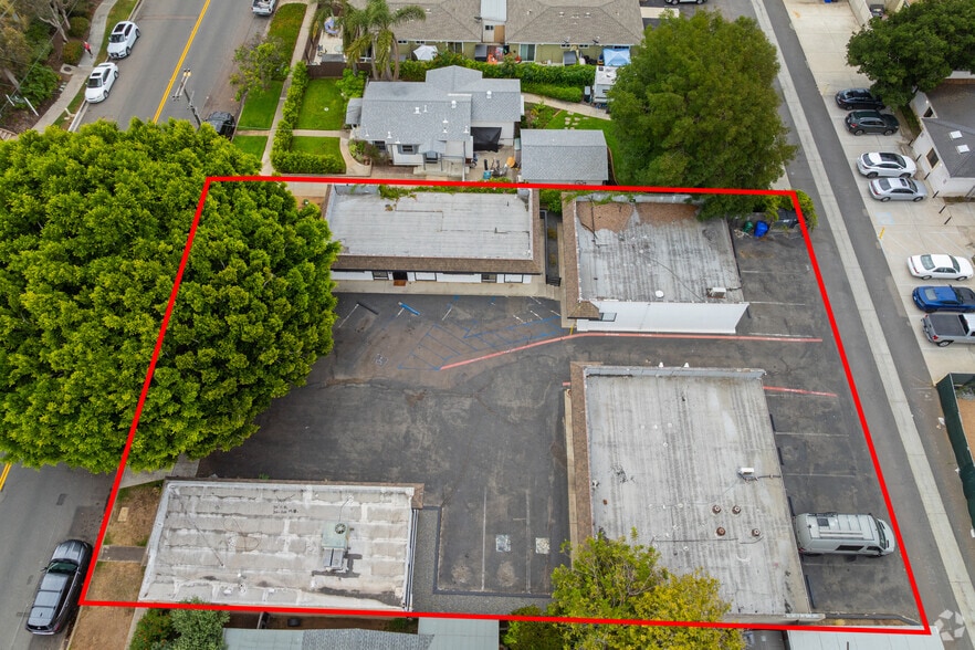 More Photos Of 3039 Jefferson St, Carlsbad Office For Sale