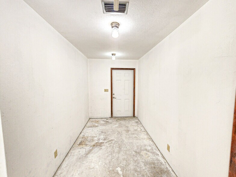More Photos Of 11121 SE 53rd Ct, Belleview Medical For Sale