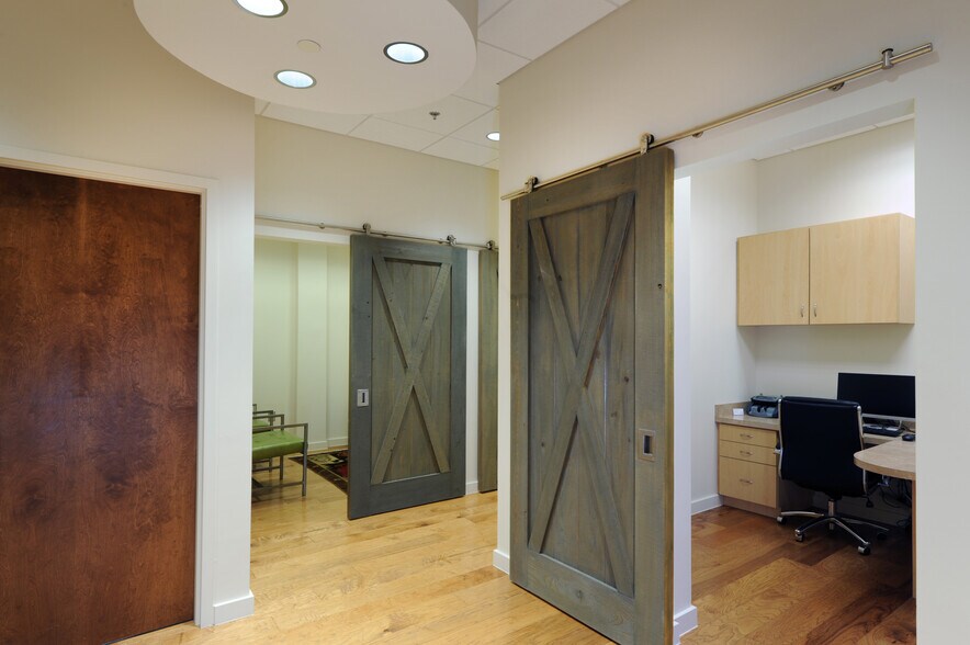 More Photos Of 3450 Acworth Due West Rd, Kennesaw Medical For Sale