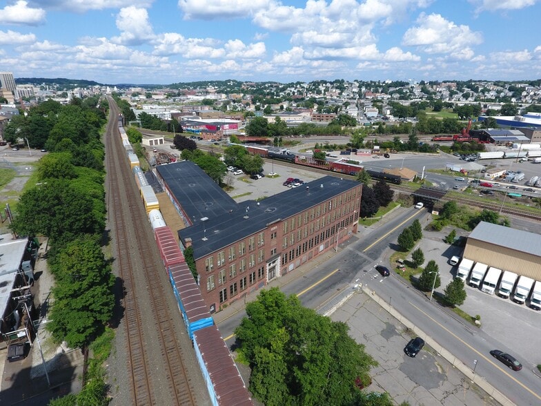 More Photos Of 75 Hammond St, Worcester Manufacturing For Lease