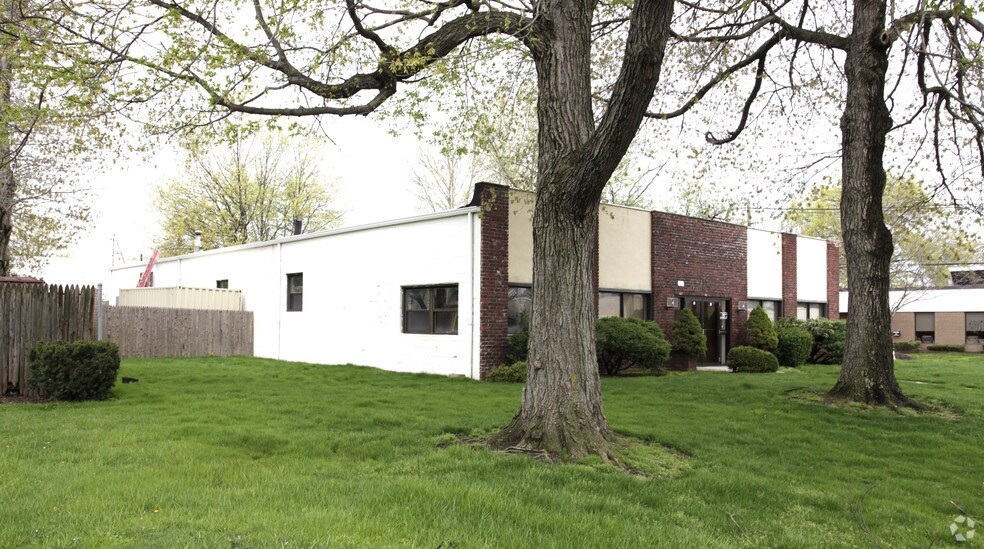 More Photos Of 455 Ludlow Ave, Cranford Light Distribution For Lease