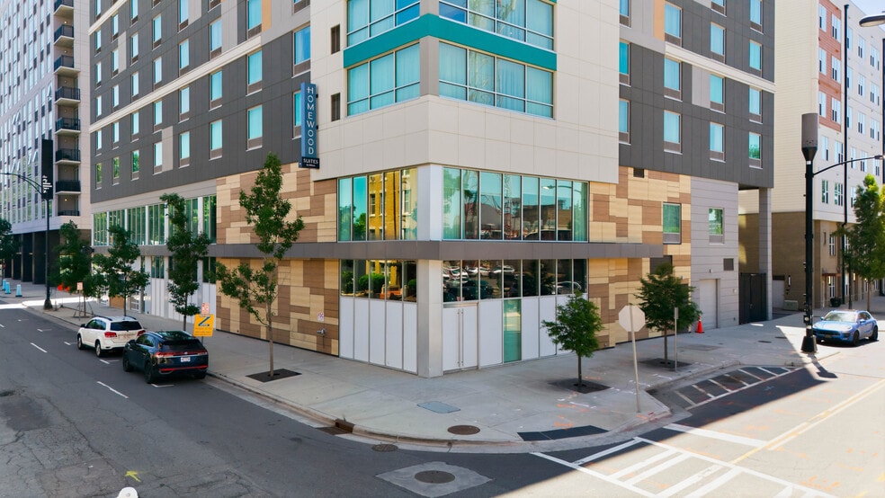 Primary Photo Of 508 N College St, Charlotte Hotel For Lease