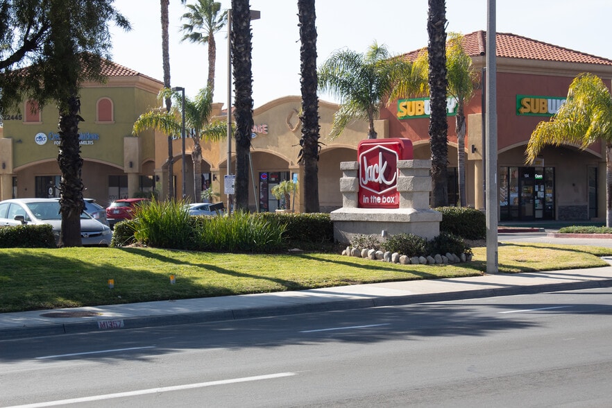More Photos Of 22485 Alessandro Blvd, Moreno Valley Fast Food For Sale