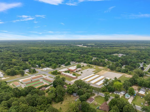 More Photos Of 2389 E Laketon Ave, Muskegon Flex For Sale