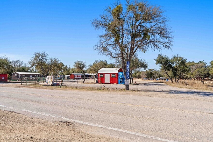 More Photos Of 33855 Blanco Rd, Bulverde Bar For Sale