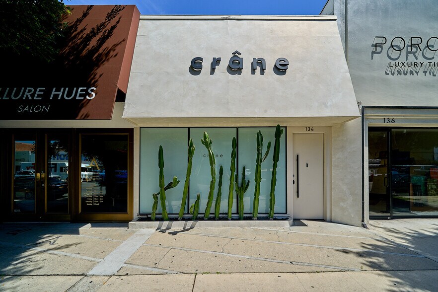 More Photos Of 130-134 S Robertson Blvd, Los Angeles Storefront For Sale