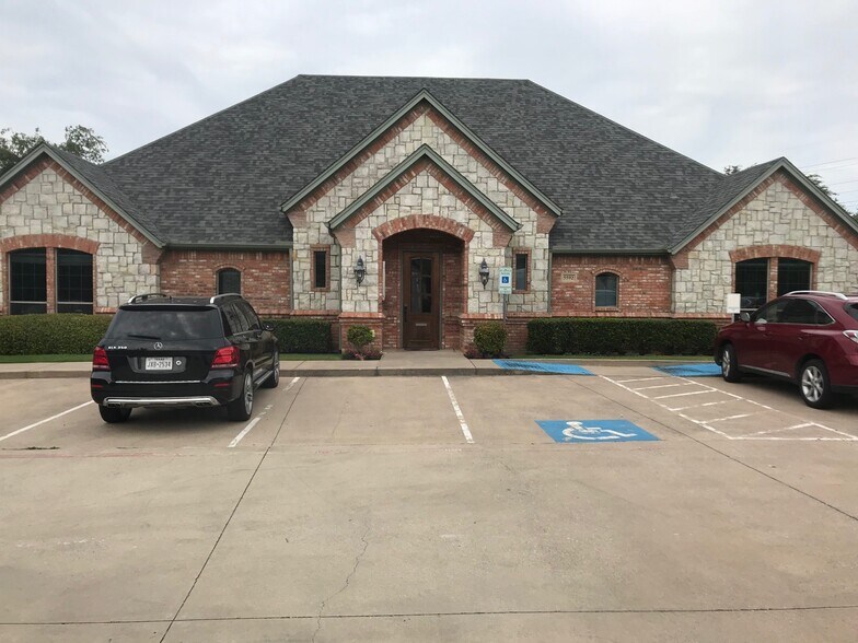 More Photos Of 5592 Davis Blvd, North Richland Hills Office Residential For Sale