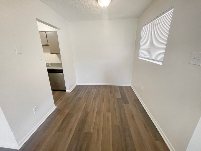 More Photos Of 401 Pinchback Rd, Beaumont Apartments For Sale