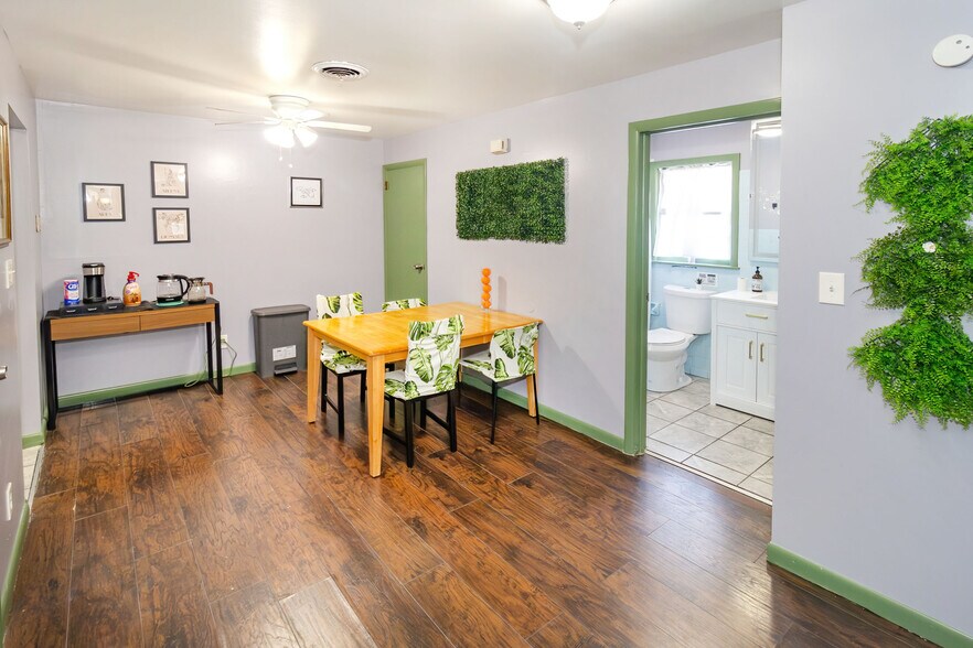 More Photos Of 903 Edgar St, Evansville Multifamily For Sale