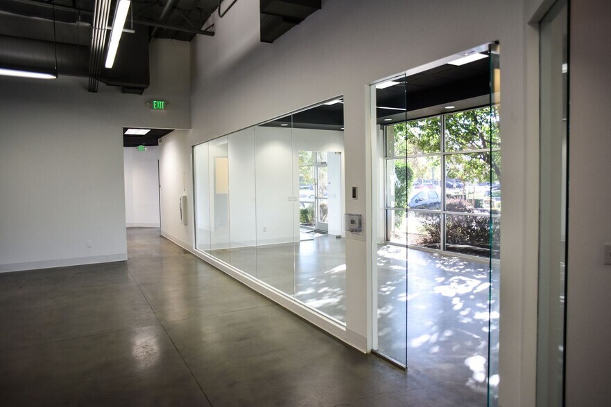 More Photos Of 950 Reserve Dr, Roseville Loft Creative Space For Lease