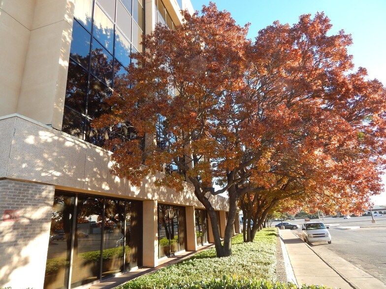 More Photos Of 3444 N 1st St, Abilene Office For Lease