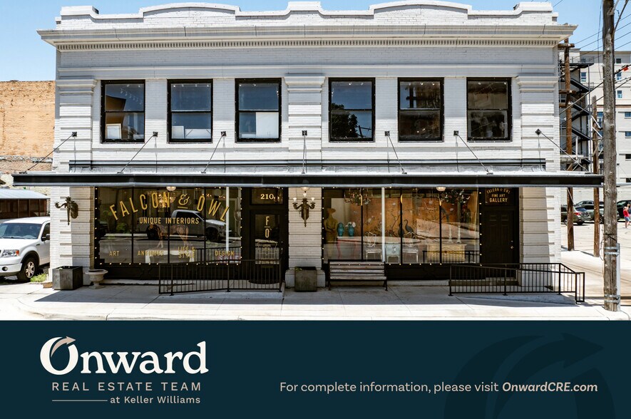 More Photos Of 210-224 S 5th St, Waco Storefront Retail Office For Lease