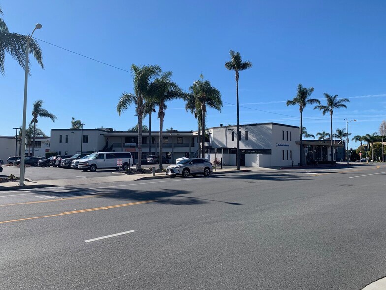 Primary Photo Of 2601 E Main St, Ventura Office For Lease