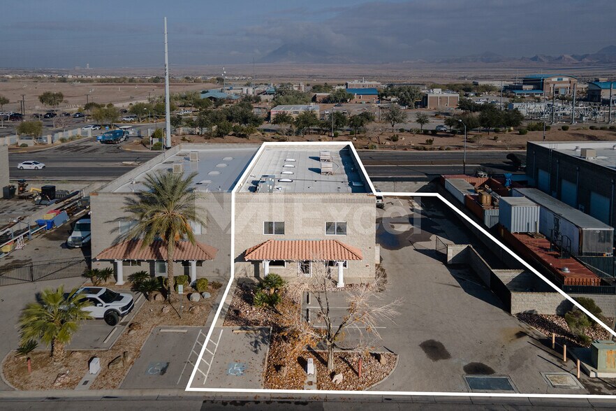 More Photos Of 2057 Pabco Rd, Henderson Warehouse For Lease