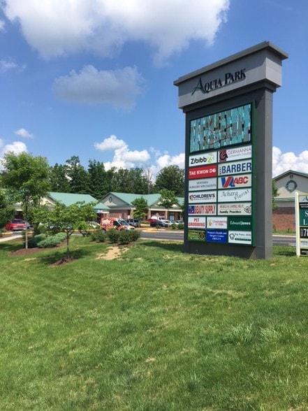 More Photos Of 2773 Jefferson Davis Hwy, Stafford Storefront Retail Office For Lease