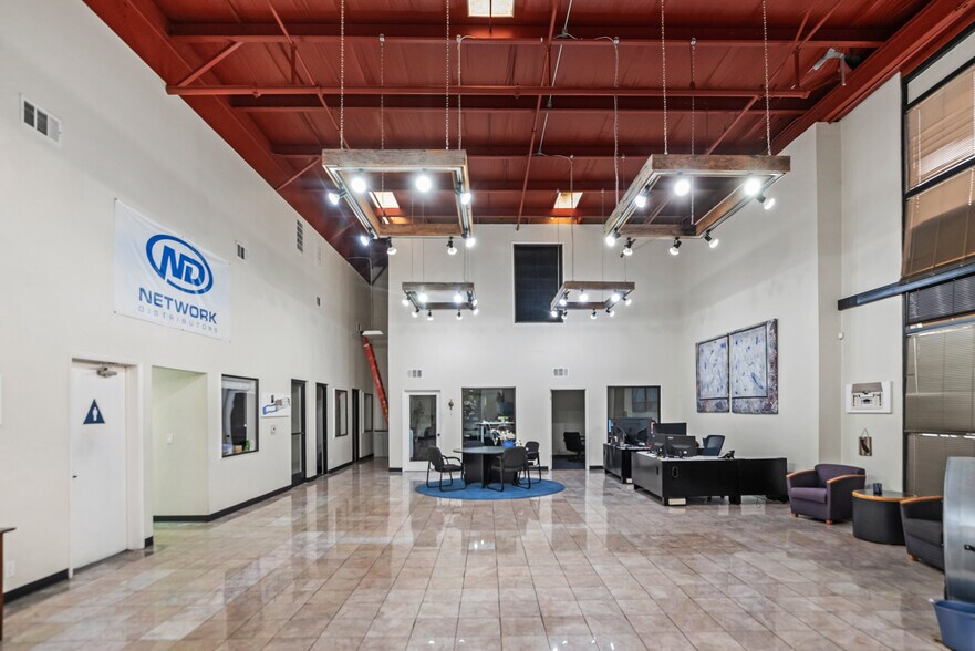 More Photos Of 894 Faulstich Ct, San Jose Warehouse For Sale