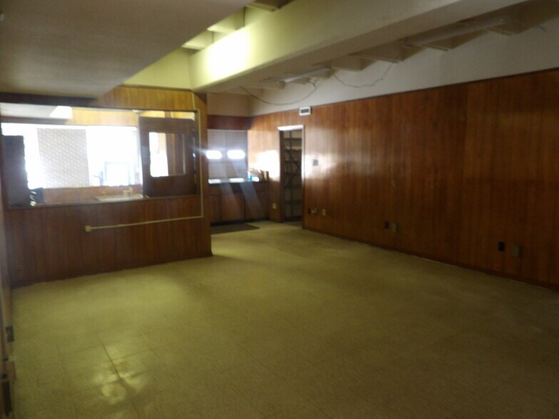 More Photos Of 1812 Wayside Dr, Houston Distribution For Lease