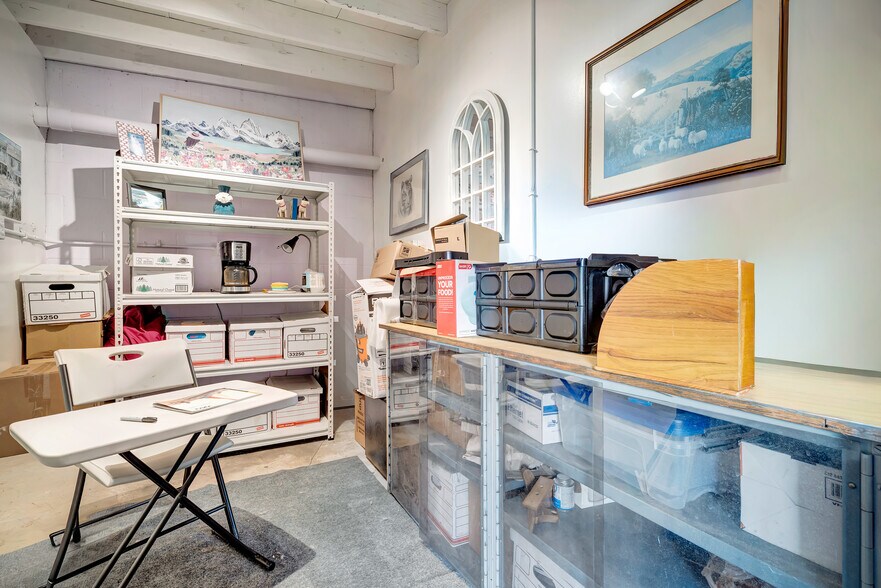 More Photos Of 11915 Inglewood Ave, Hawthorne Medical For Sale