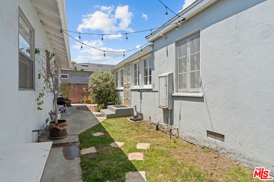 More Photos Of 1630 Franklin St, Santa Monica Multifamily For Sale