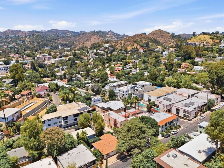 More Photos Of 2127 Vine St, Los Angeles Apartments For Sale