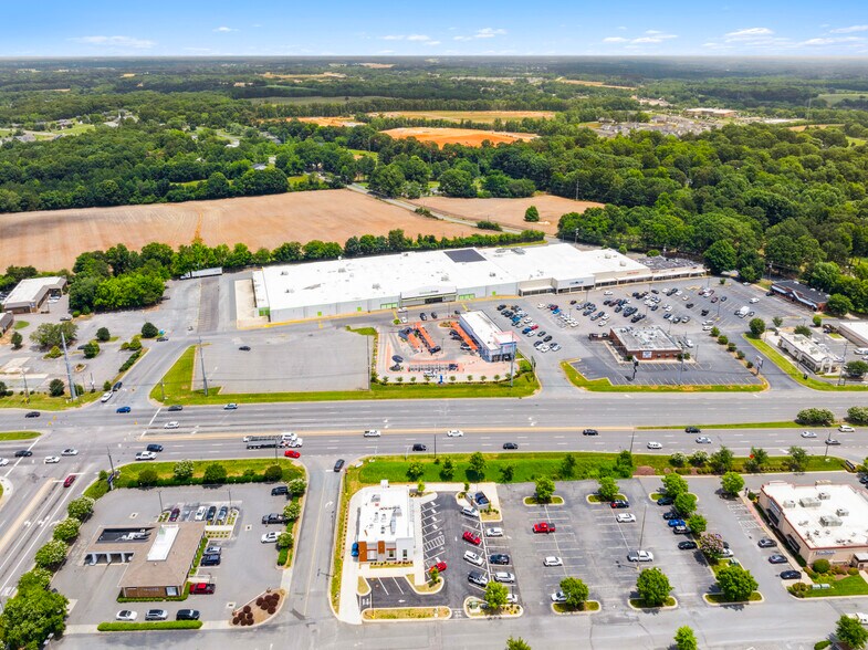 More Photos Of 2121 W Roosevelt Blvd, Monroe Fast Food For Sale