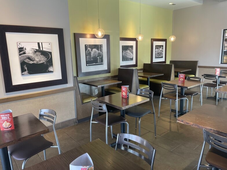 More Photos Of 8926 JM Keynes Dr, Charlotte Restaurant For Sale