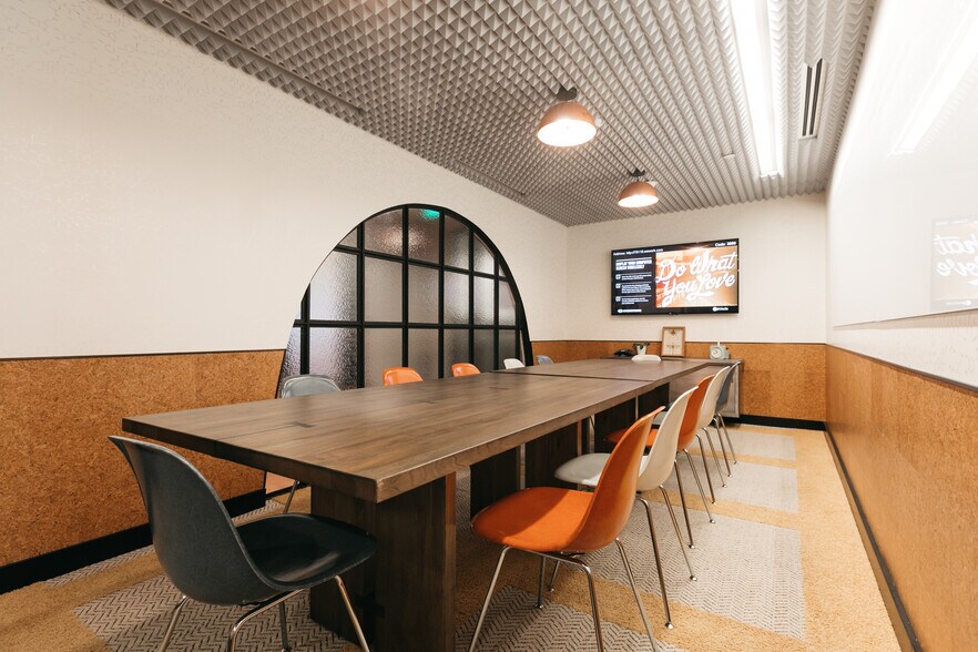 More Photos Of 177 E Colorado Blvd, Pasadena Office For Lease