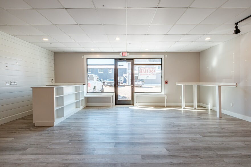 More Photos Of 271 Main St, Bridgton General Retail For Lease