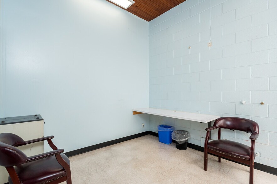 More Photos Of 1533 Alamitos Ave, Long Beach Medical For Sale