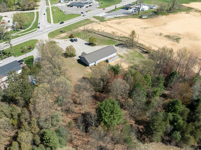 More Photos Of 6398 Blue Star Hwy, Saugatuck Freestanding For Sale