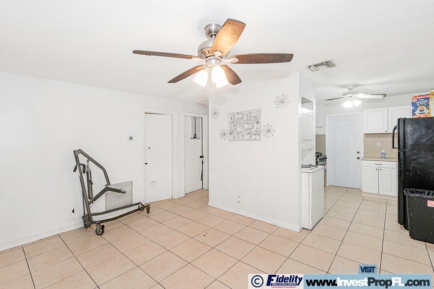 More Photos Of 404 NE 4th St, Pompano Beach Multifamily For Sale