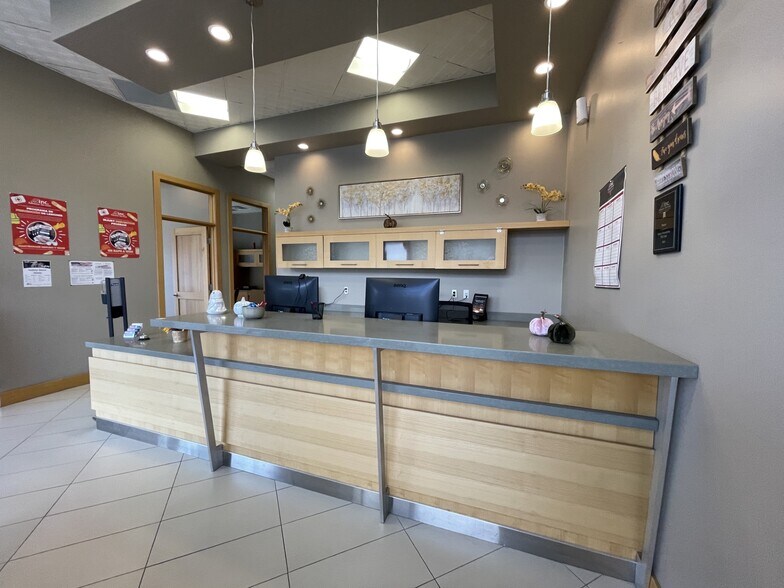 More Photos Of 1215 N 500 W, Provo Storefront For Lease