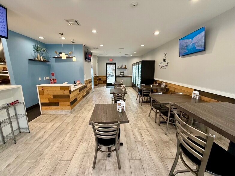 More Photos Of 897 Ringwood Ave, Haskell Restaurant For Sale