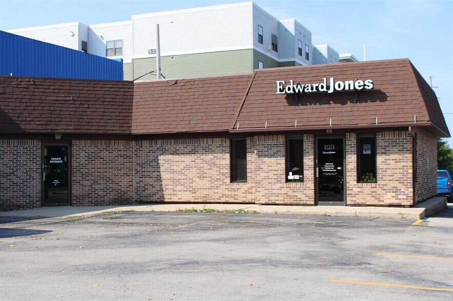 More Photos Of 68 N Main St, Fond Du Lac General Retail For Sale