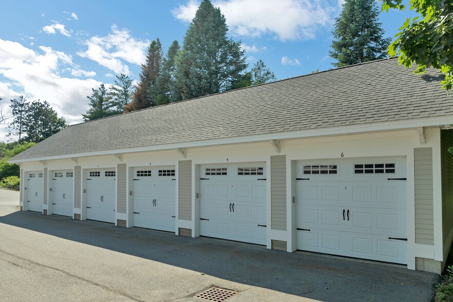 More Photos Of , Stratham Unknown For Sale