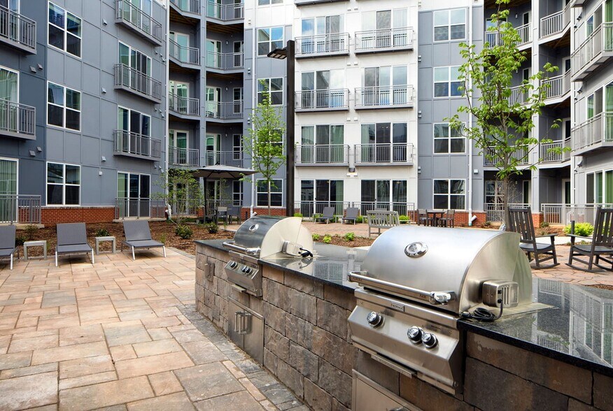 More Photos Of 9142 Richmond Hwy, Fort Belvoir Apartments For Lease
