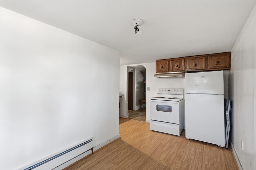 More Photos Of 225 Owego Turnpike, Waymart Specialty For Sale