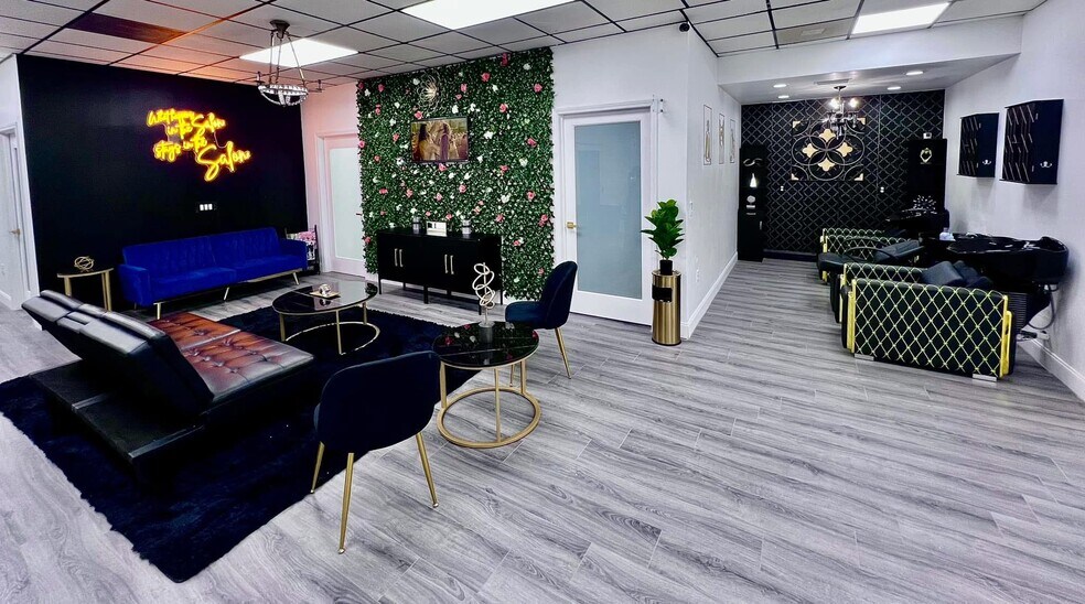 More Photos Of 18 C.M. Rambo Dr, Saraland Coworking Space