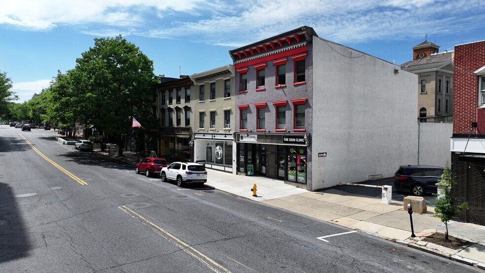 More Photos Of 135-137 Northampton St, Easton Storefront Retail Residential For Lease