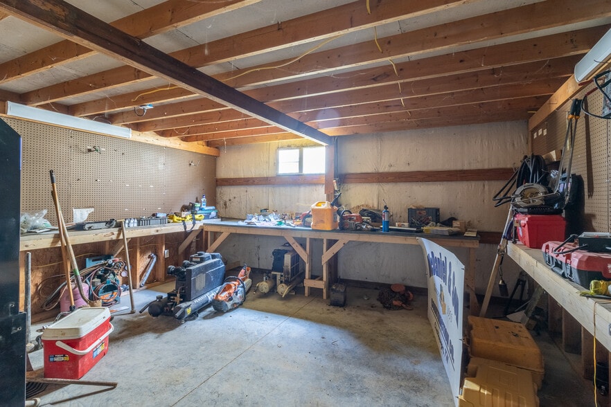 More Photos Of 10516 Highway 58, Ooltewah General Retail For Sale